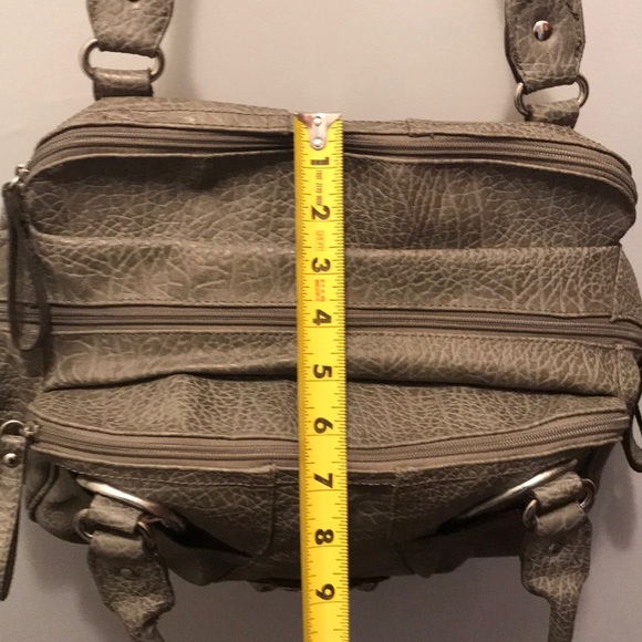 Multipurpose stylish Handbag - Picture 8 of 10